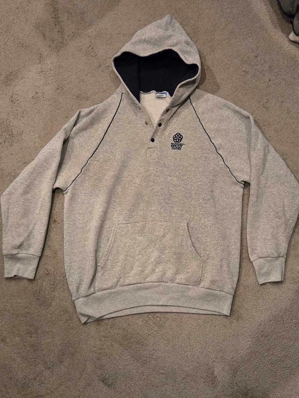 Disney Woman's Or kids Heather Gray EPCOT Hoodie